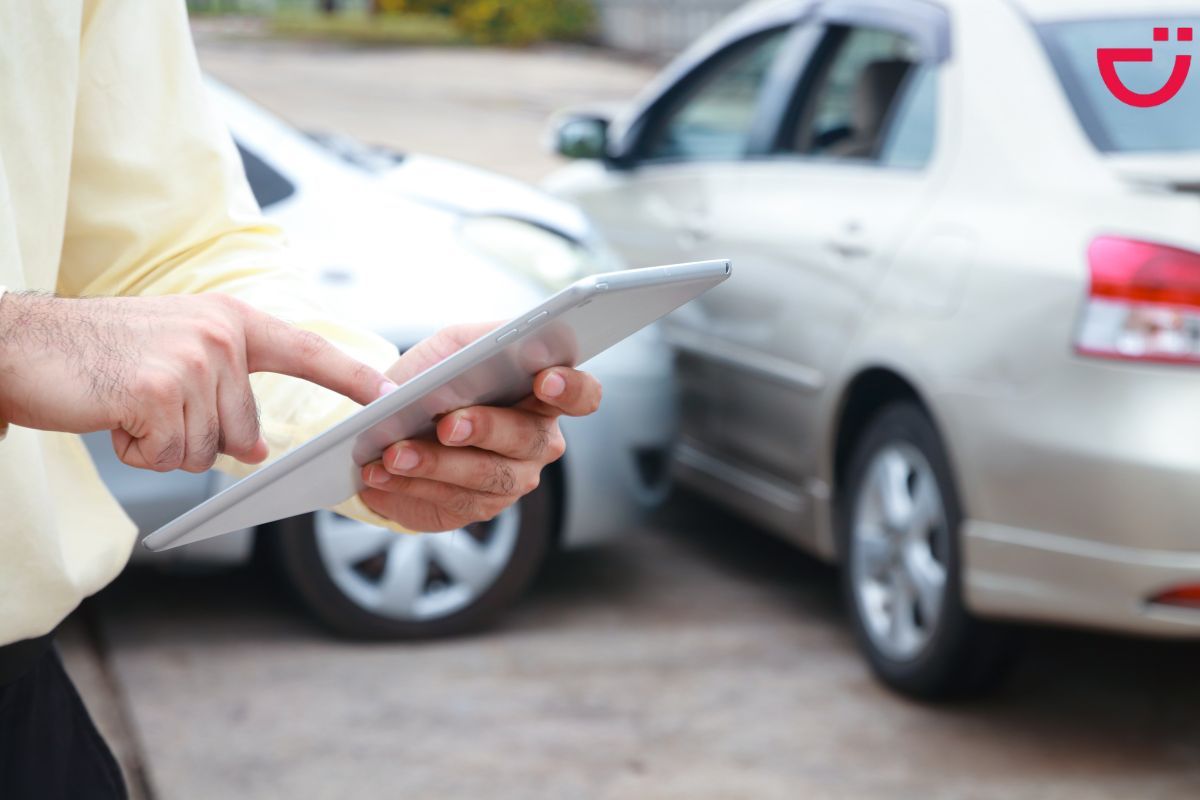 التأمين على السيارات الجديدة مقابل المستعملة في عُمان: الفروقات الأساسية التي يجب أن تعرفها قبل الاختيار