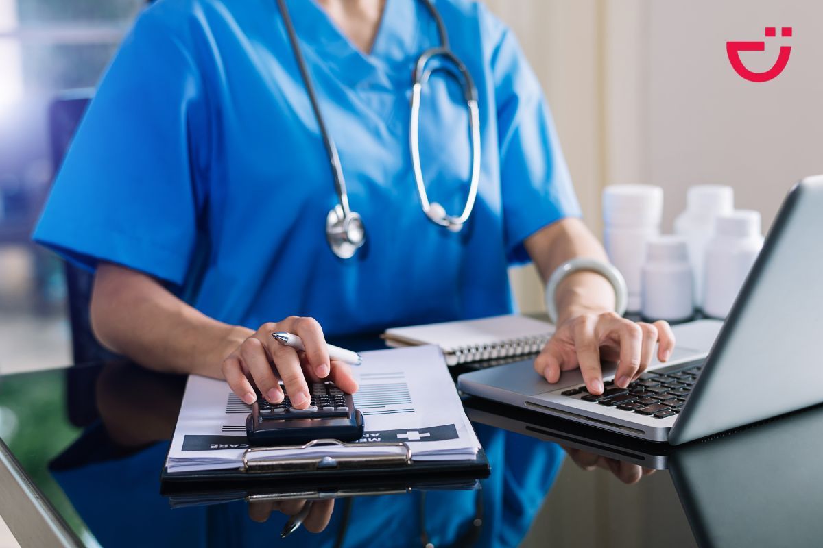 Understanding Healthcare in Oman: Public vs Private Hospitals for Residents and Visitors
