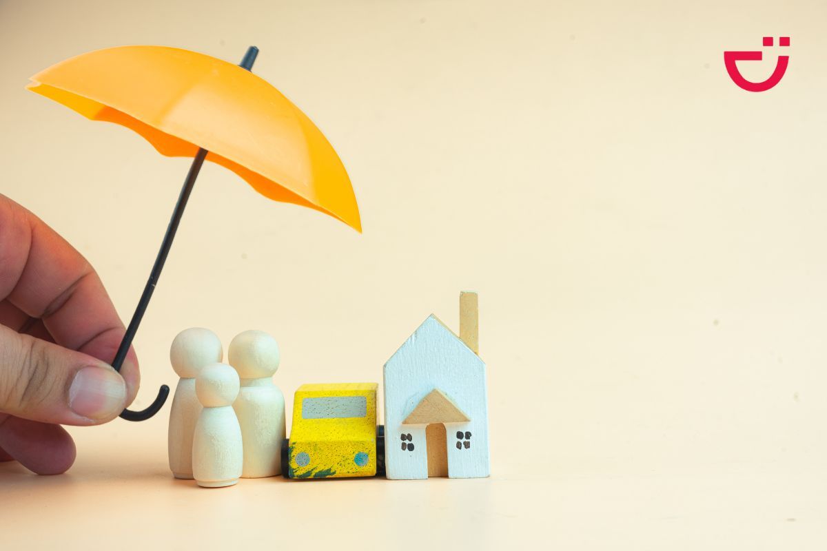 Domestic helper insurance when a worker leaves Oman